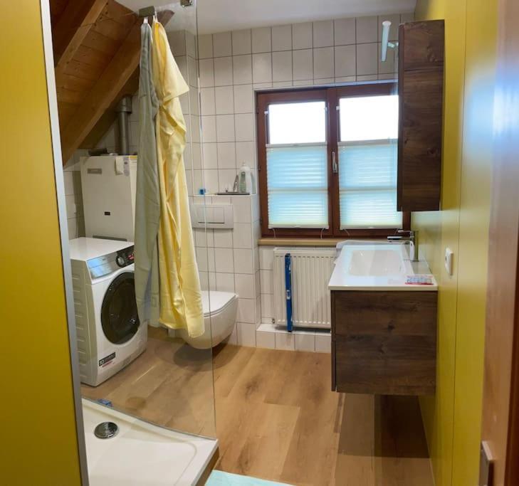 פלדקירש Neu Renoviertes 2Zi Appartment Im Dg מראה חיצוני תמונה